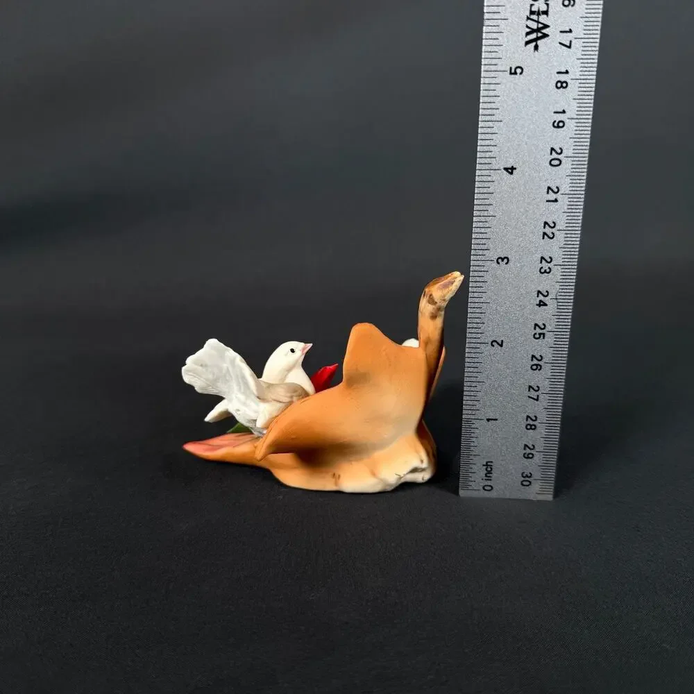 Italian Capodimonte Porcelain Figurine White Dove Bird on Autumn Leaf Poinsettia
